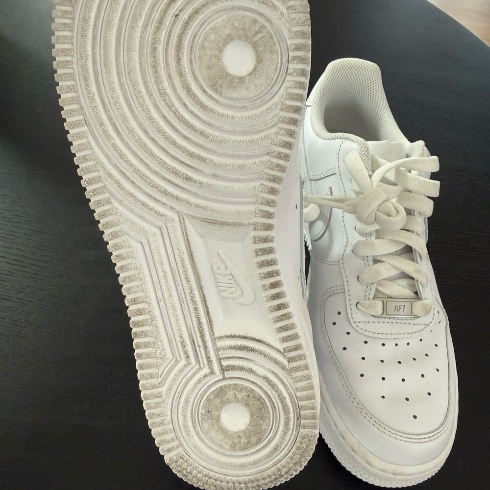 Nike Airforce 1 - Picture 5 of 7